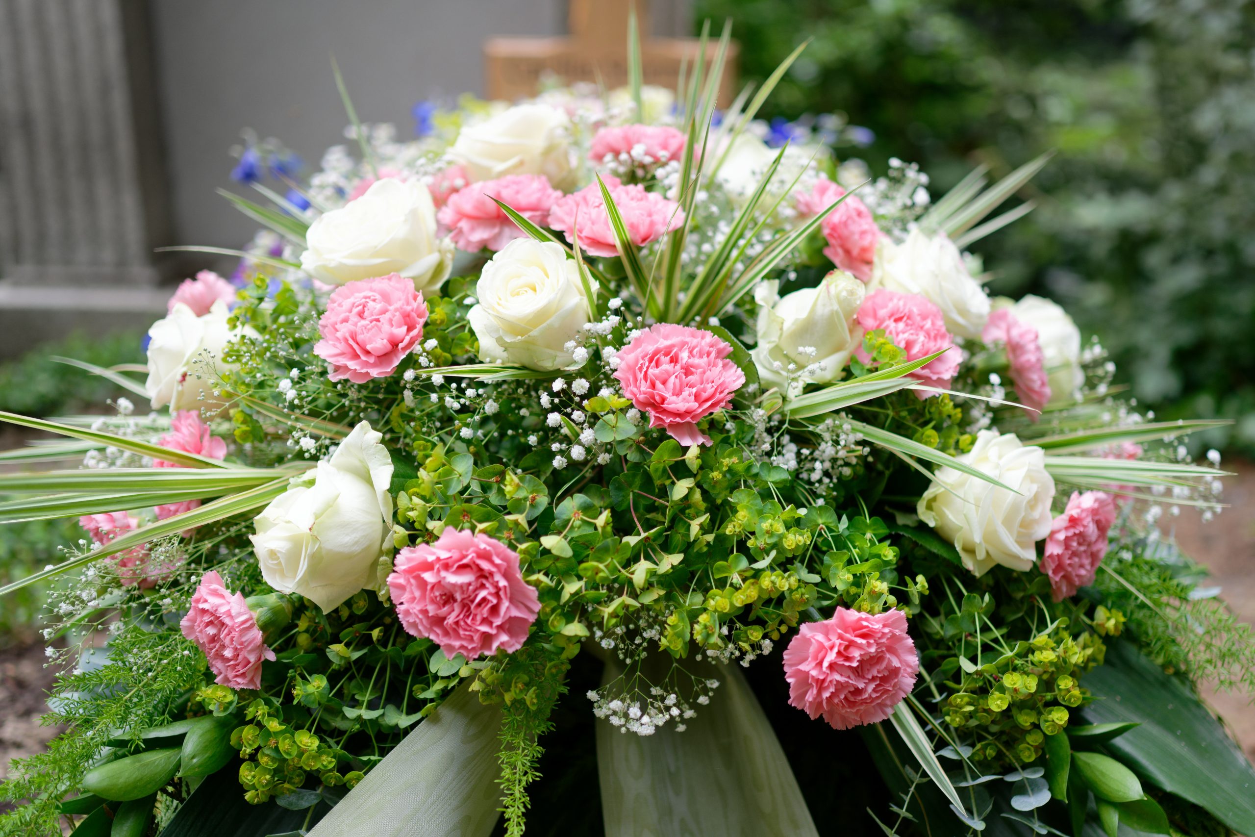 bouquets fleurs deuil jasmin blanc